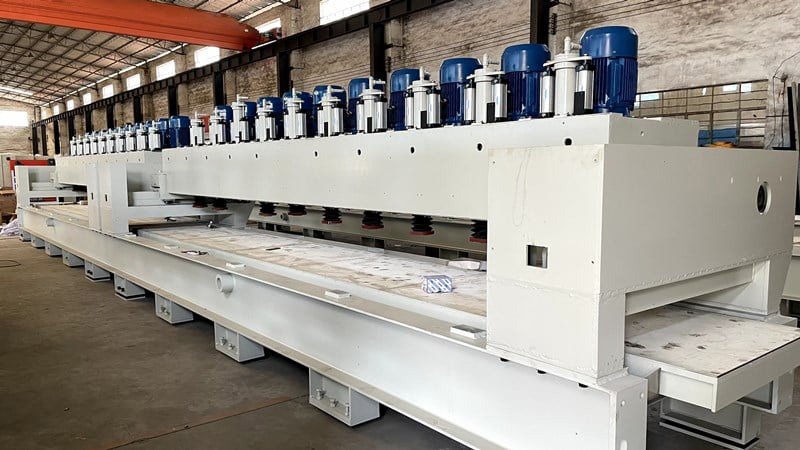 Polishing Machine in tile factory